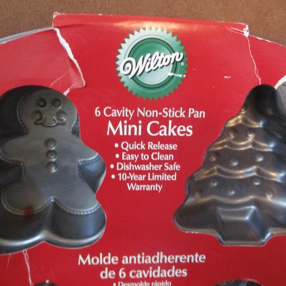 WILTON MINI CAKE PAN Christmas Molds CHRISTMAS TREES AND GINGERBREAD V… - Picture 2 of 6